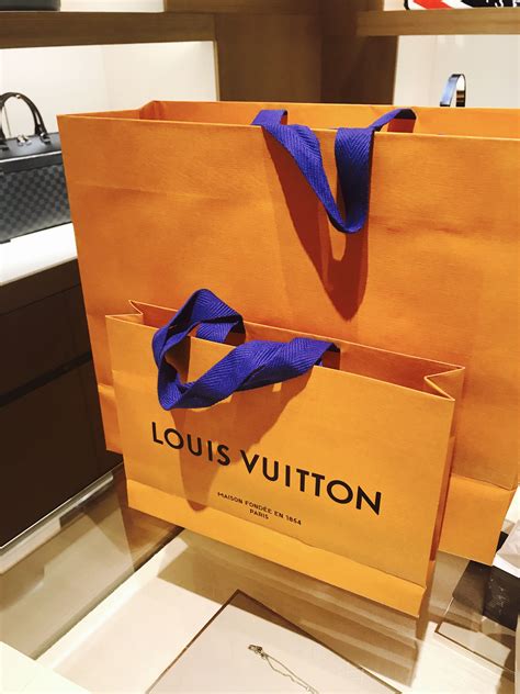 do you need an appointment to shop at louis vuitton